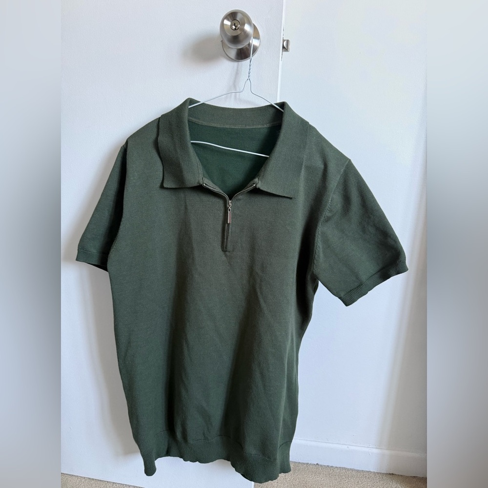 Men's Dark Green Short-Sleeve Polo Zip Shirt
